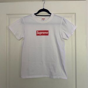 Supreme Tee